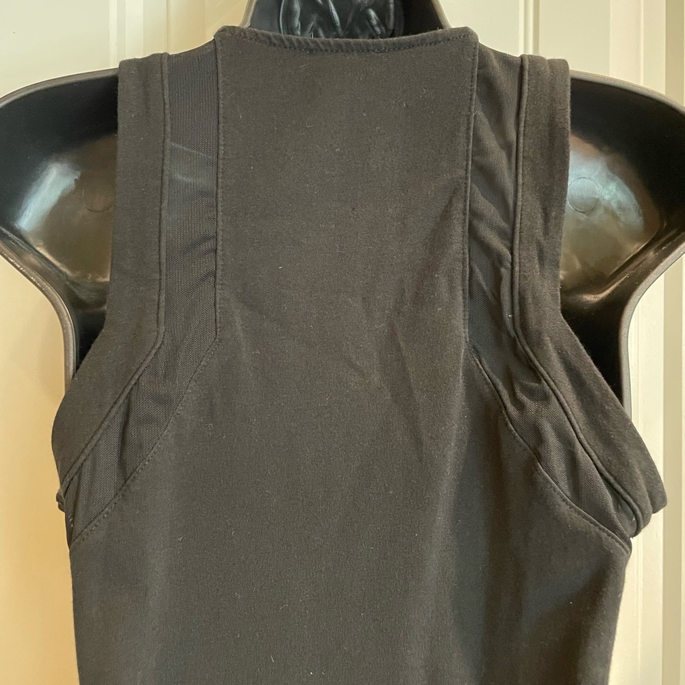 Express Tank Top - Picture 4 of 6